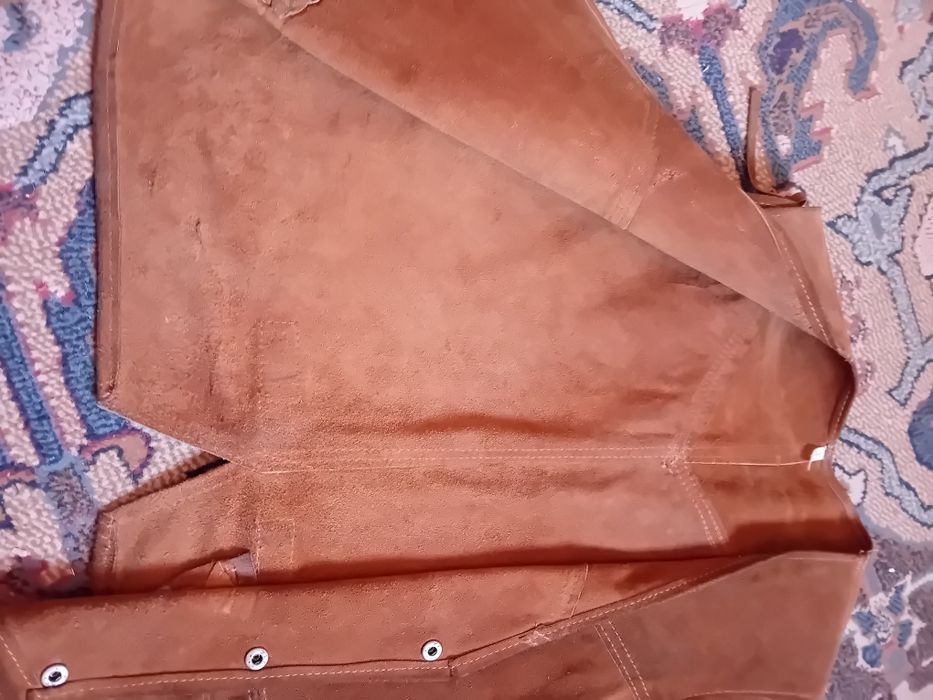 Colete de camurça pequeno