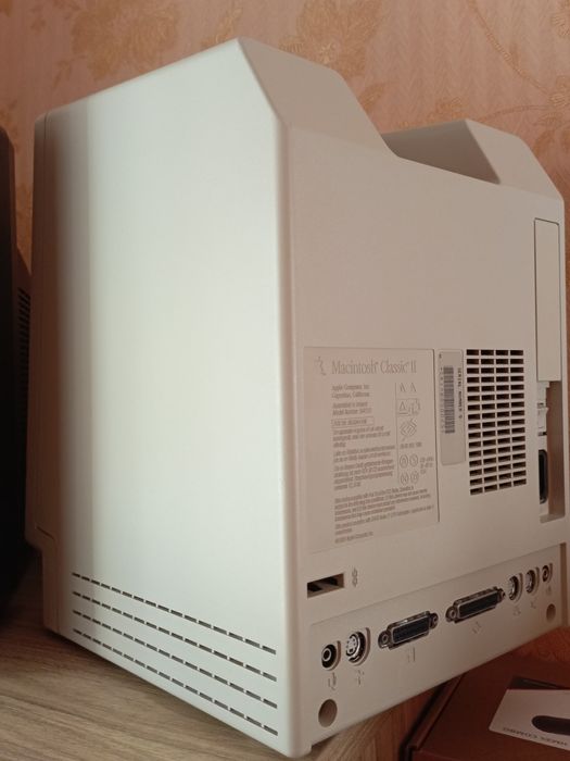 Apple Macintosh Classic II 1991 г