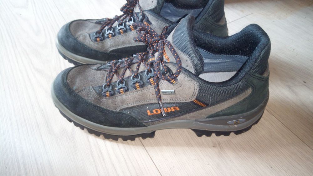 Buty trekkingowe LOWA 45 bdb wysyłka