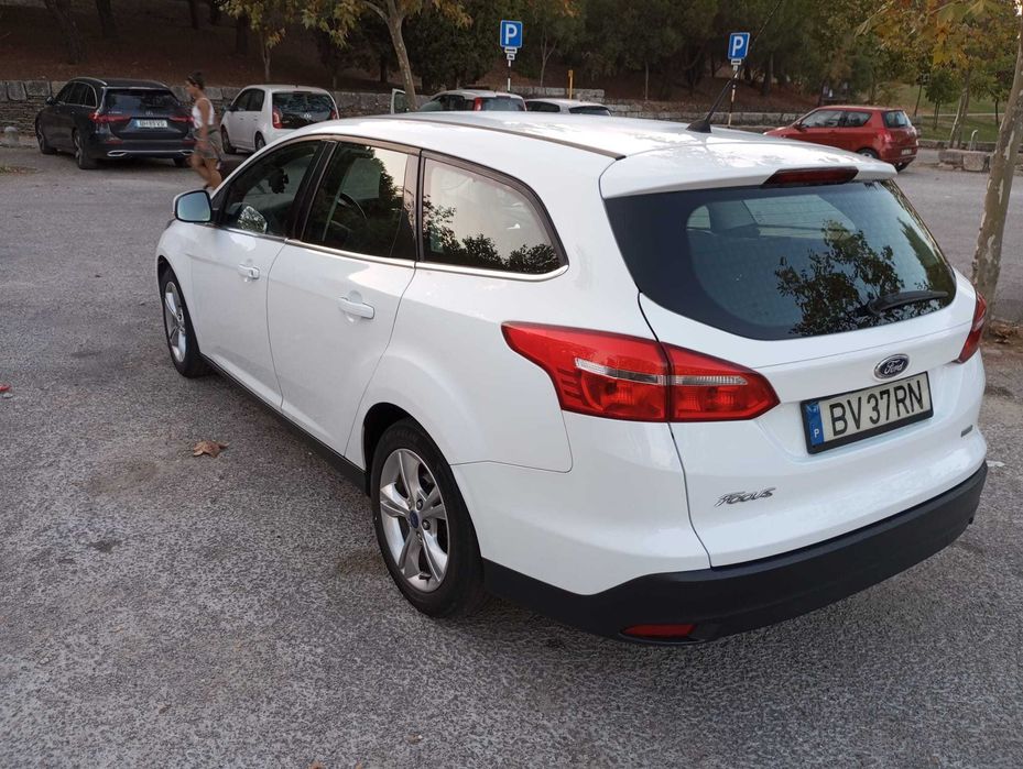 Ford Focus 1.0 EcoBoost Bem Mantido