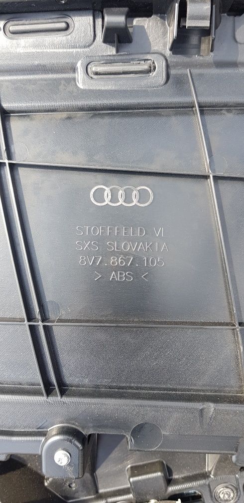 Карта двери Audi A3