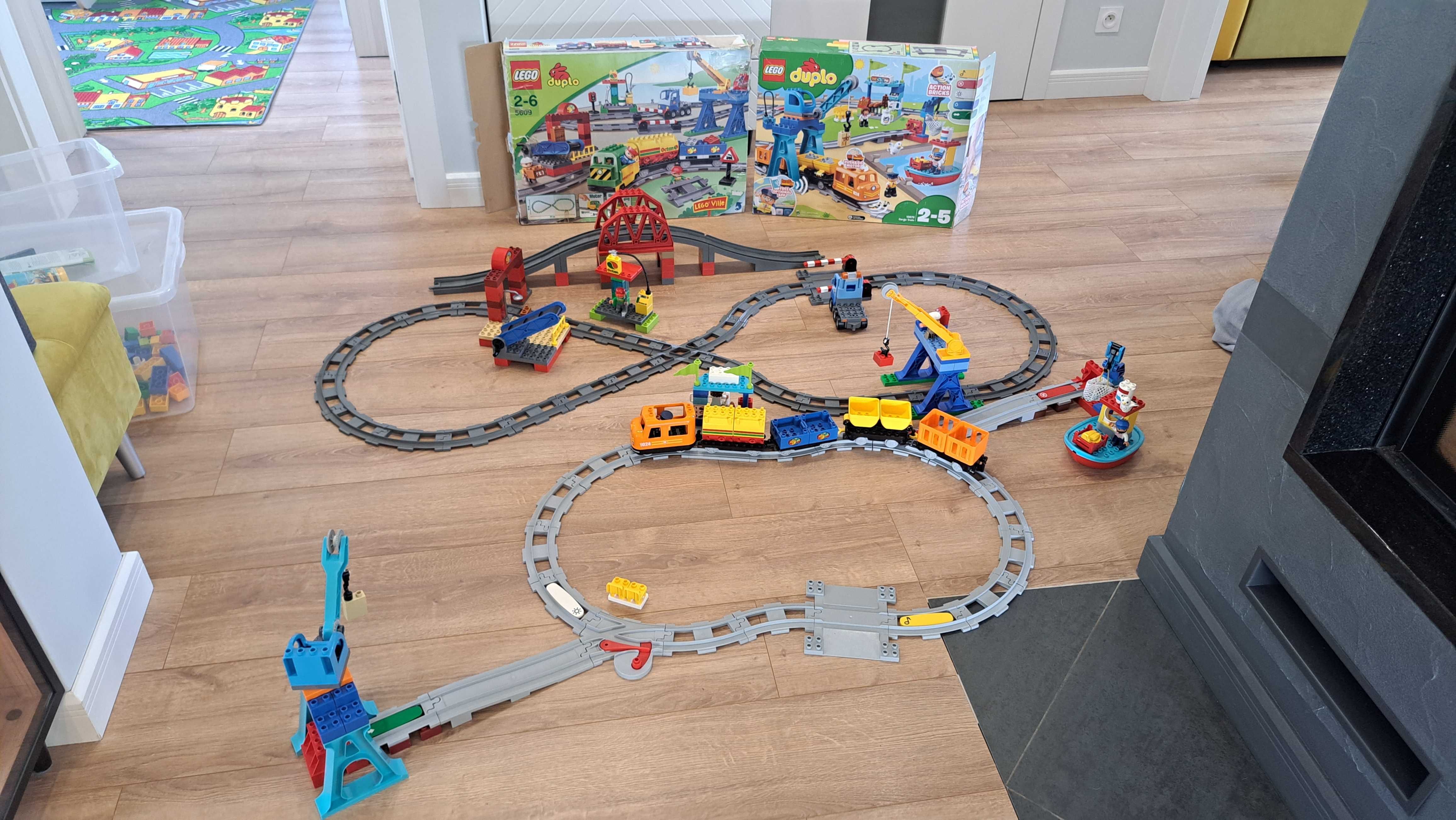 Lego duplo Zestaw Pociąi, Remiza, Stadnina, Zamek Kraina Lodu