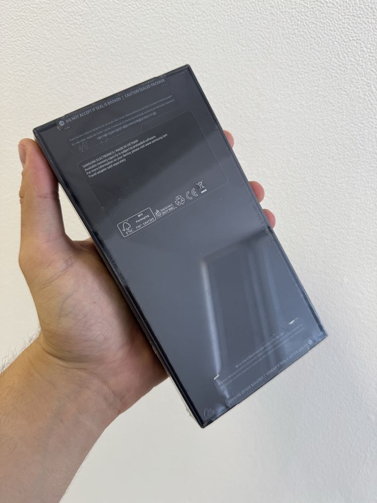 Samsung S 23 Ultra 8/128Gb Green/Black Нові 2 sim