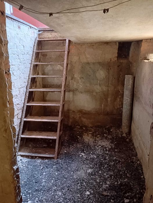 Продається цегляний гараж 21,5 мкв. в кооперативі "Мрія"
7 500 $