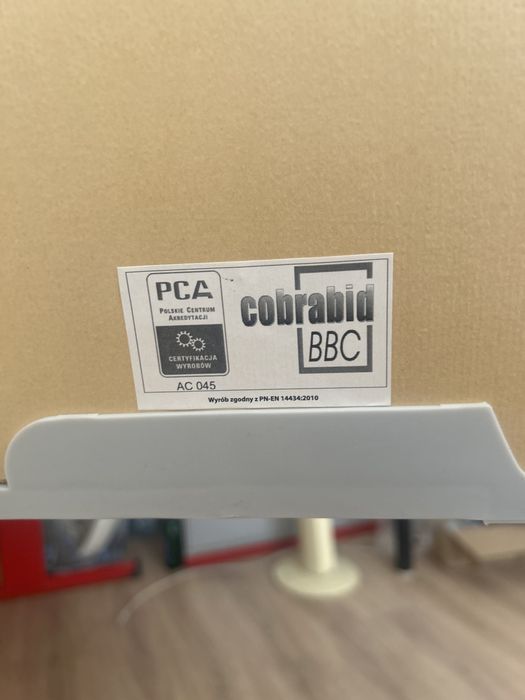 Flipchart na kółkach