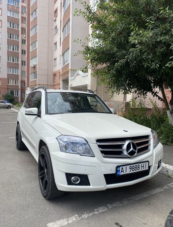 Продам Mercedes GLK 2012