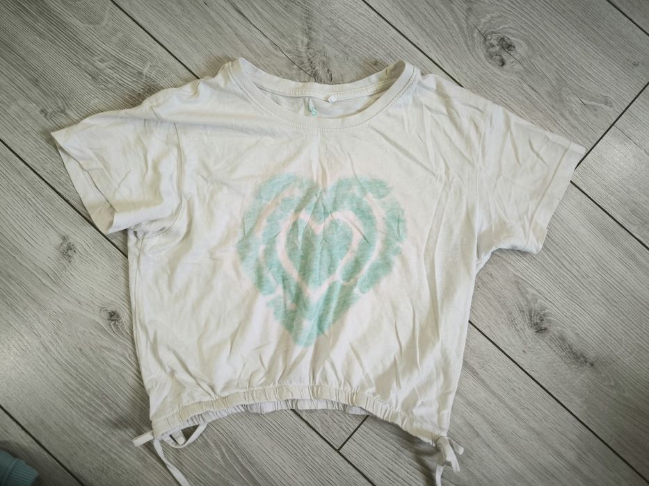 Paka ubrań 140 dla dziewczynki zestaw bluza koszulka crop top