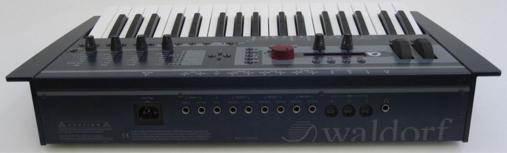 Waldorf Micro Q Keyboard Synthesizer German Beast Drums Arp Sequencer