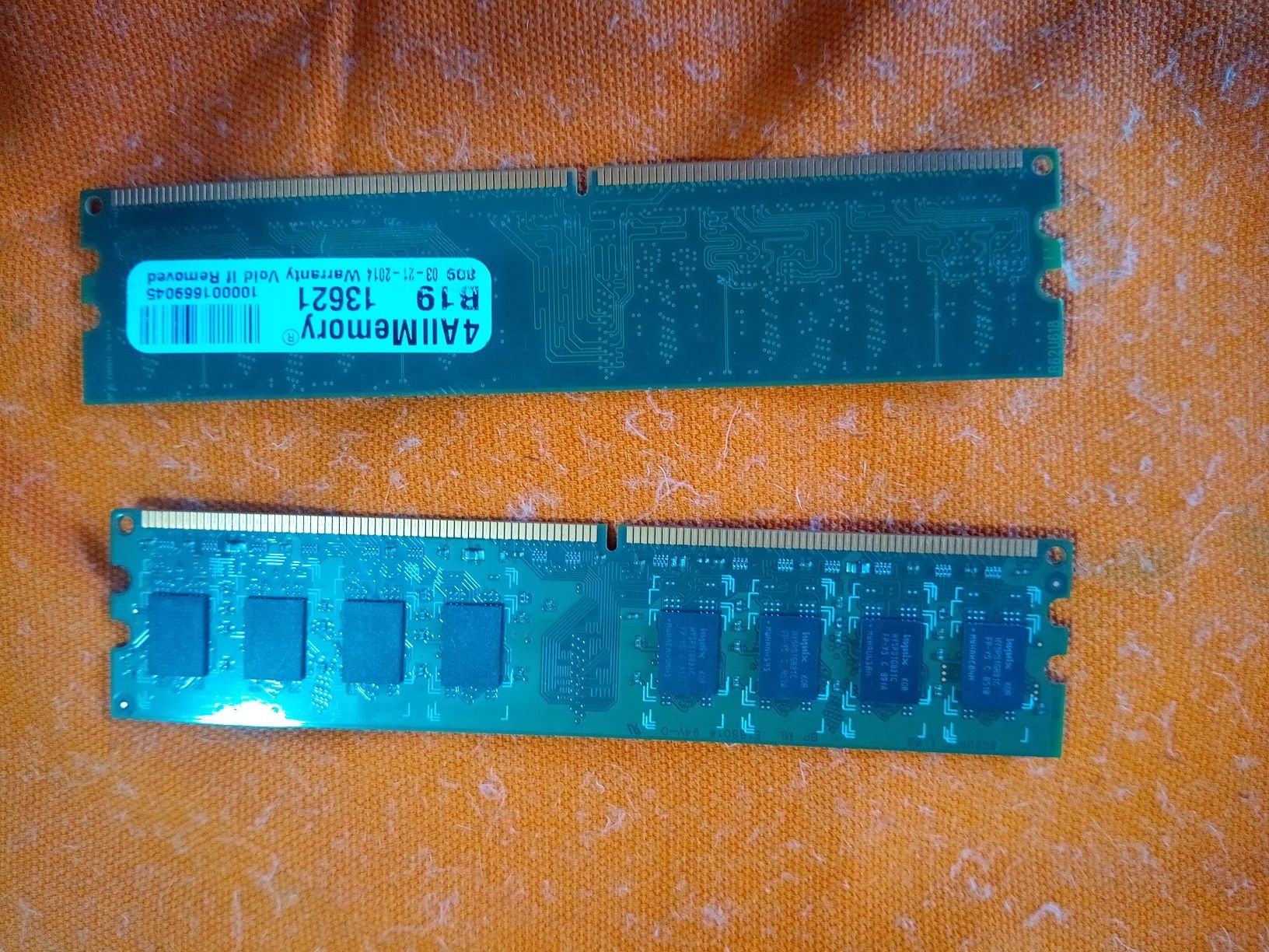 Оперативна пам'ять 2GB DDR2 667MHz PC2 5300U 2Rx8 RAM (Intel/AMD)