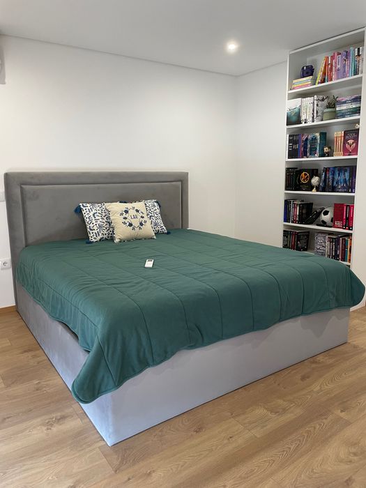 Cama de casal com colchão