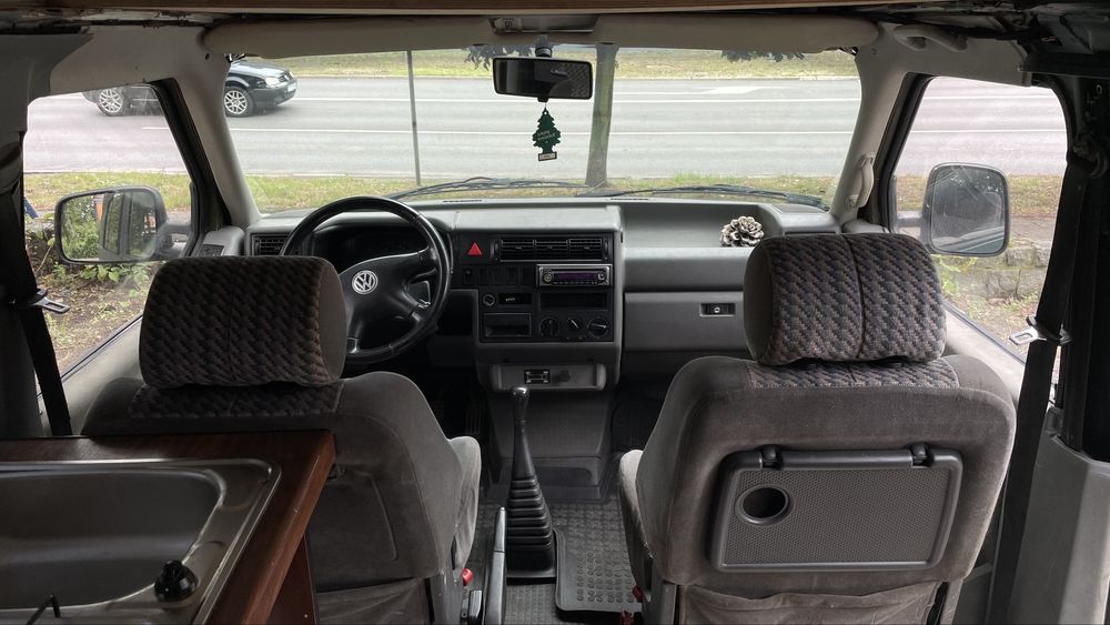 Volkswagen Transporter T4 2.5 tdi