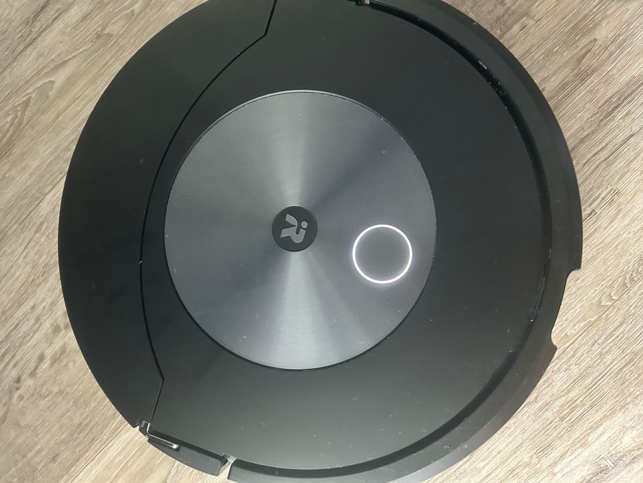 Robot sprzątający iRobot combo J7 mopujacy