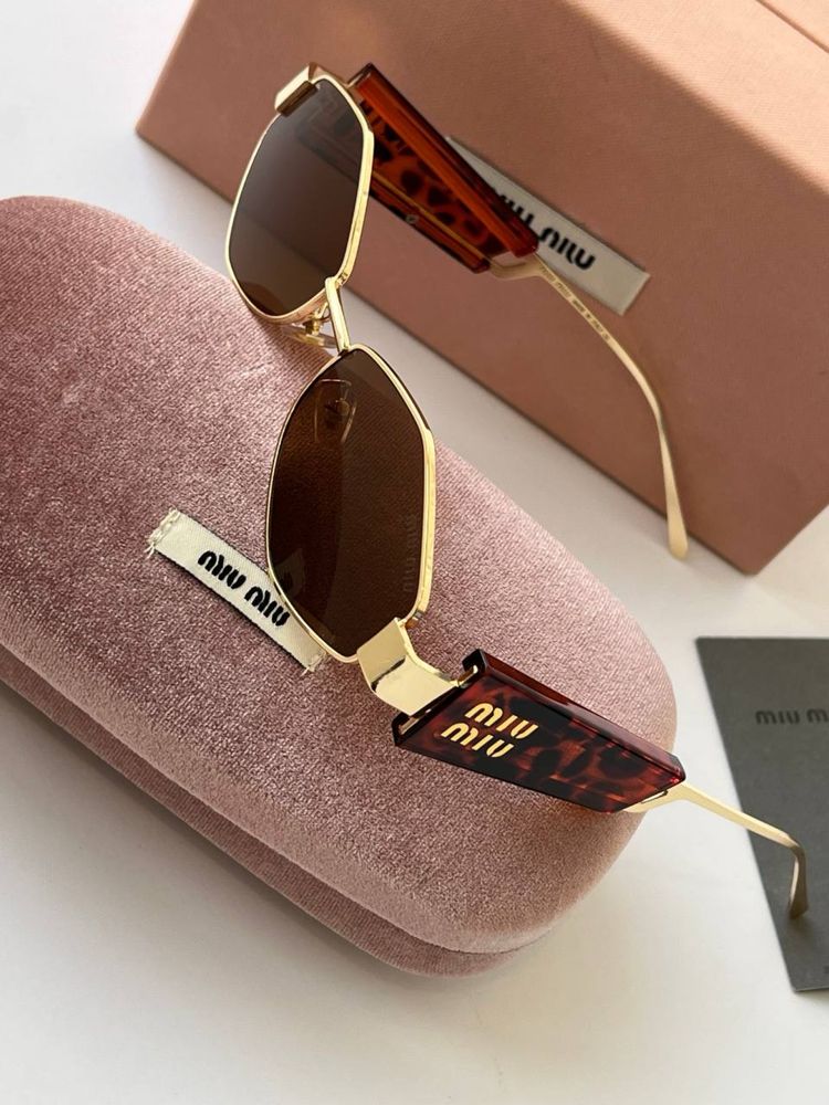 Стильные солнцезащитные очки ромбы miu miu
