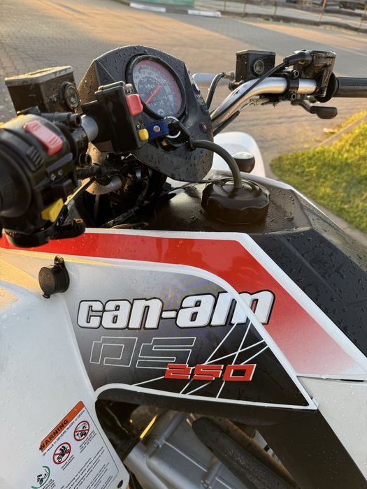 Quad can-am 250