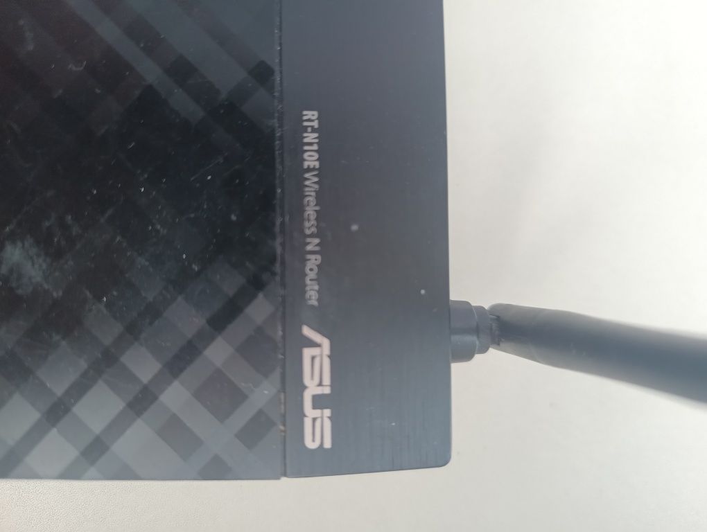 Роутер Asus  rt-n10e и rt-n10 lx