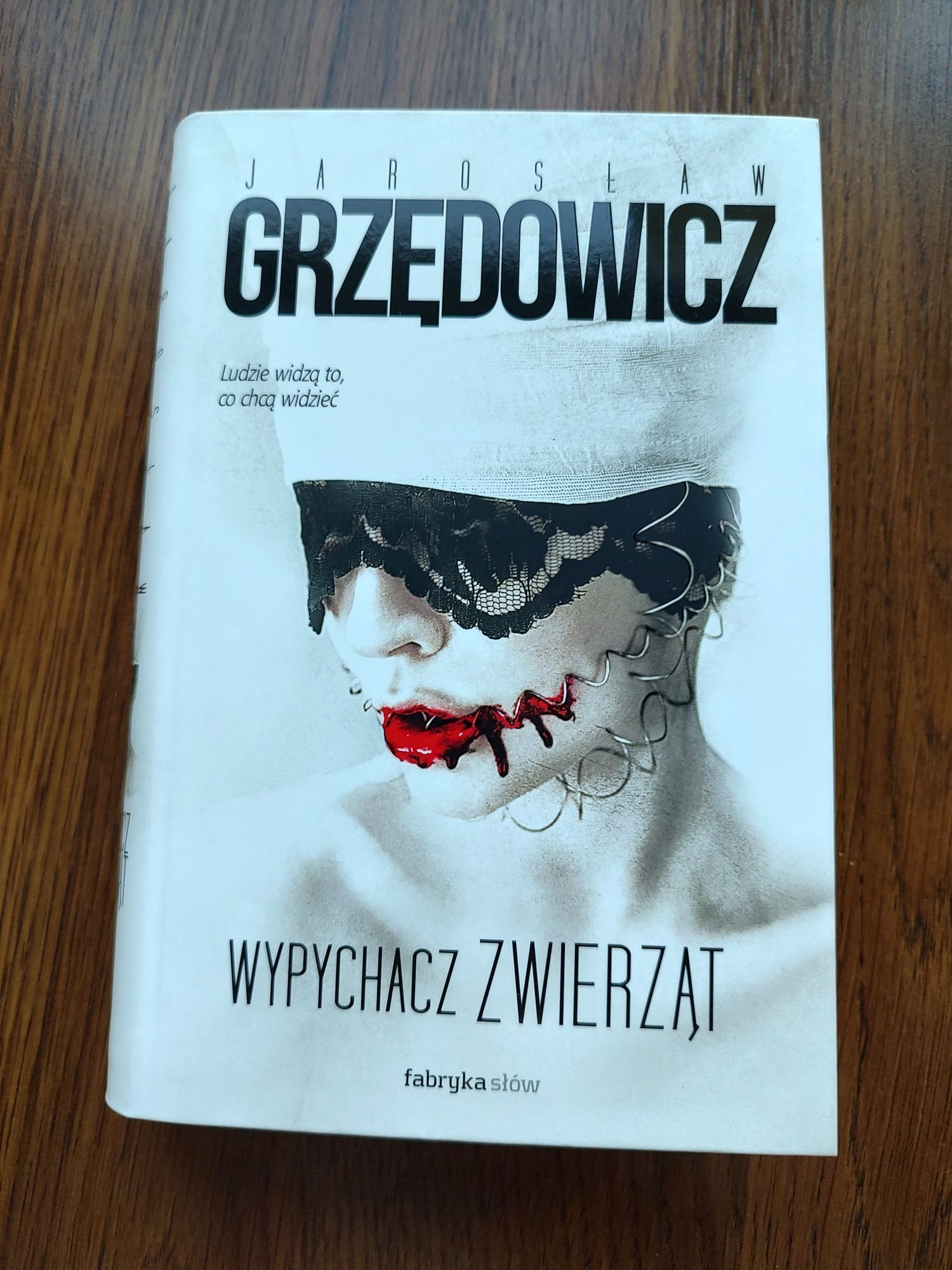 Azyl, Hel, Wypychacz Zwierząt - Grzędowicz