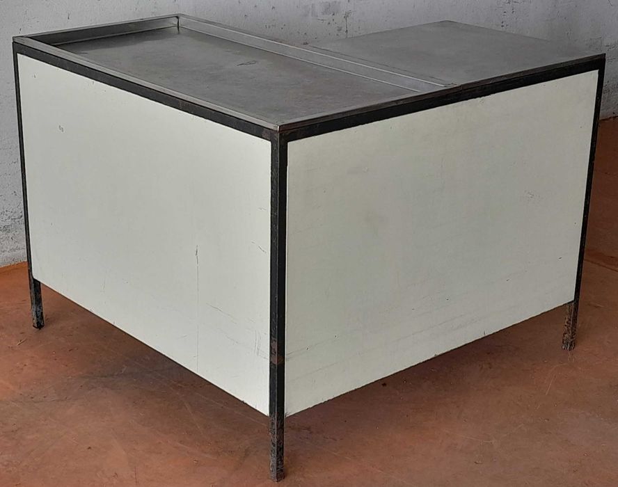 SAÍDA DE CAIXA / MESA / BANCADA DE SUPERMERCADO OU LOJA