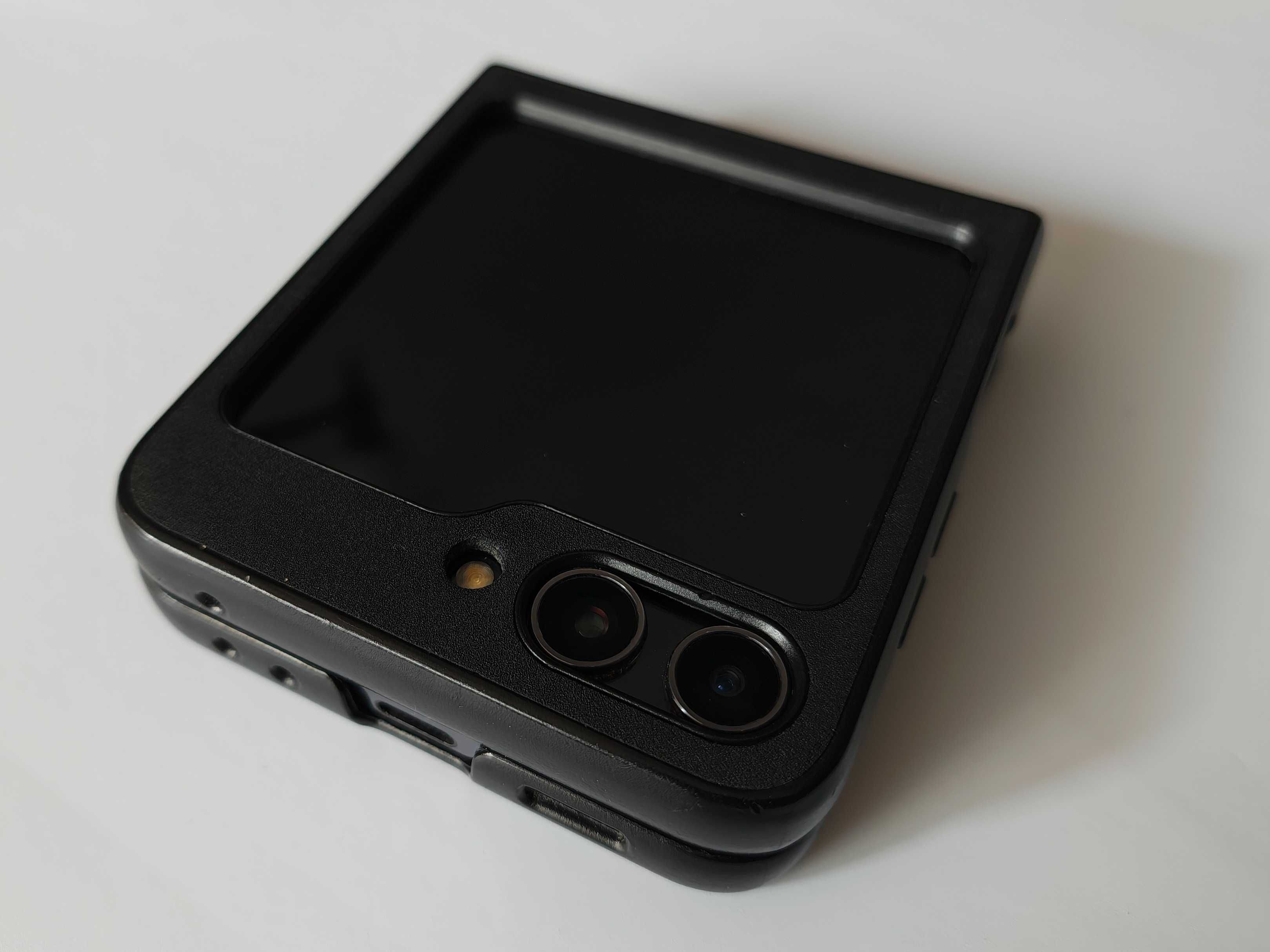 Samsung flip 5 stan idealny.