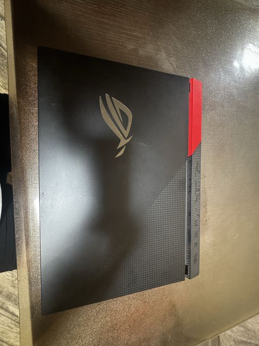 Ноутбук ASUS ROG Strix