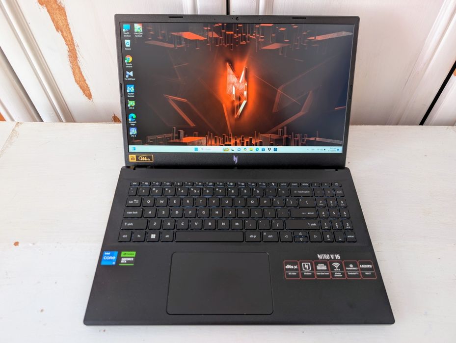 Acer Nitro V15 - RTX 4050 _i5-13420H_144Hz