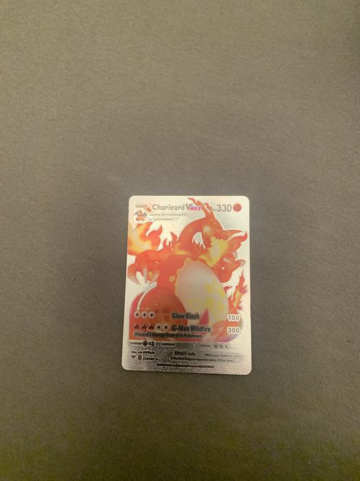 Karta Charizard Pokemon