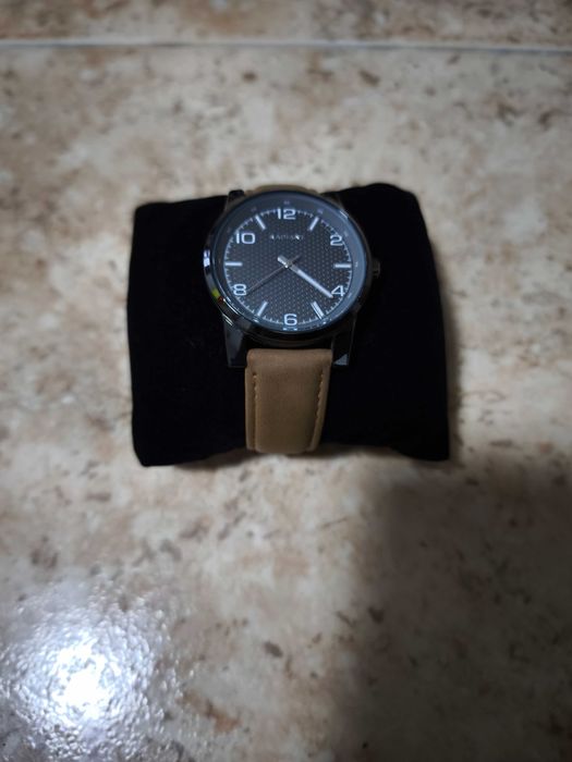 Relógio Radiant semi-novo