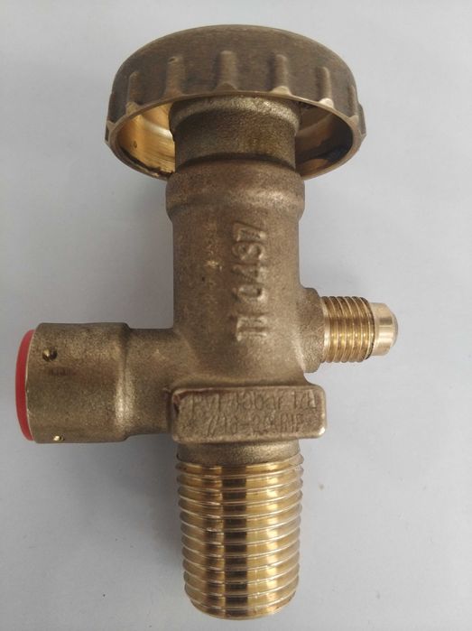 Вентель кран ГАЗ фреон