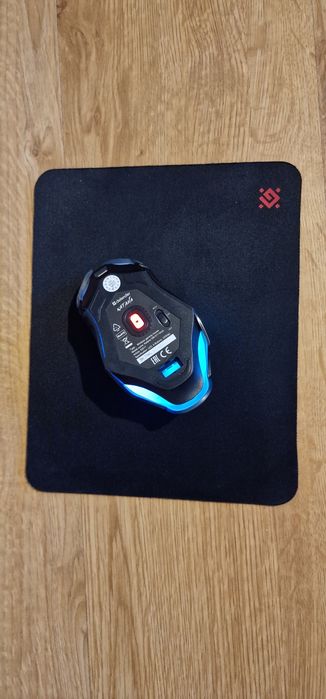 Mysz bezprzewodowa Defender KATANA GM-511 + PODKŁADKA DEFENDER GAMING
