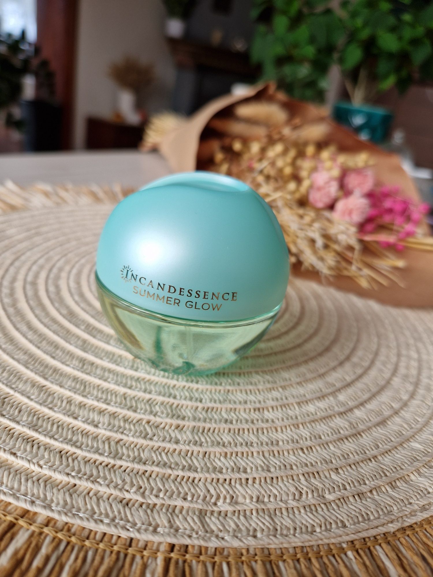 AVON Incandessence Summer Glow