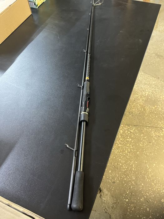 Продам спінінги,котушки