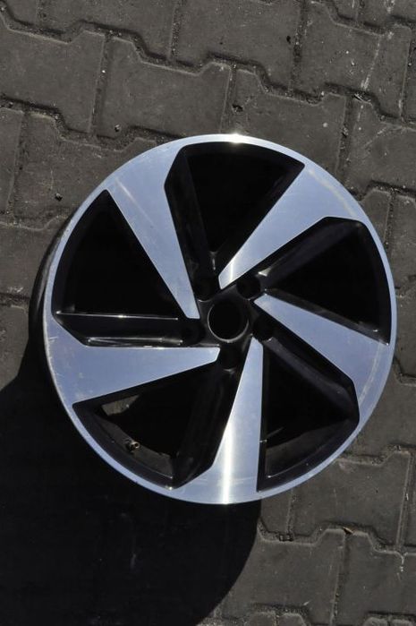 VOLKSWAGEN FELGA 7.5 x 17 5x100 ET 51 2G0601025AB
