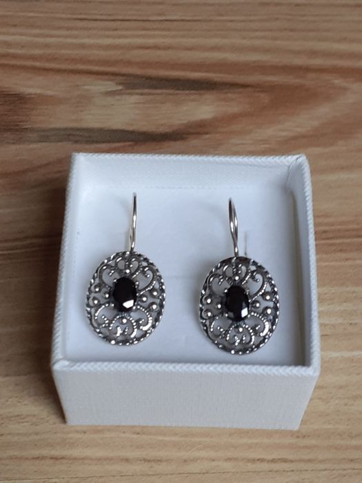 Srebrne kolczyki nowe