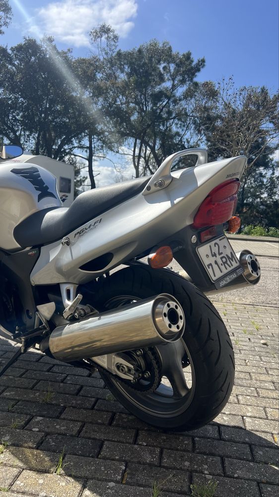 Honda cbr 1100 xx