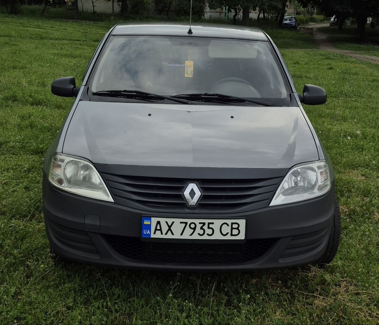 Продам Renault LoGan в добротном состоянии Ресталинг.