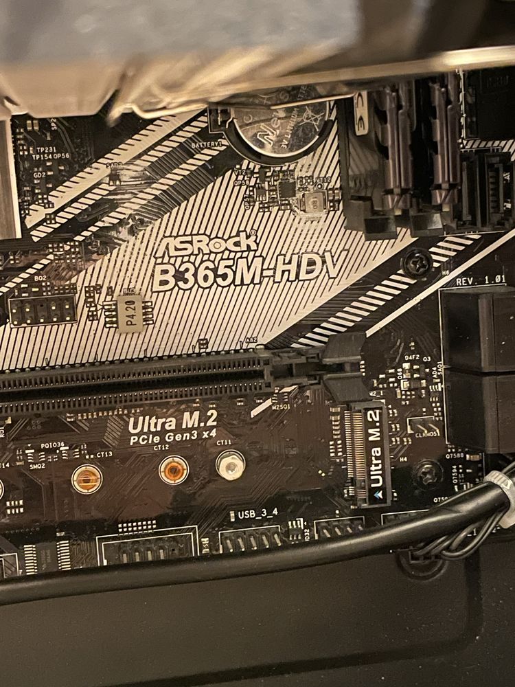 Komputer I5 9600k SSD