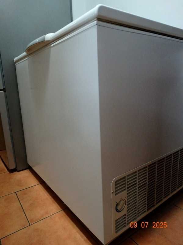 Sprzedam zamrażarkę (zamrażarka) Electrolux - Warto!