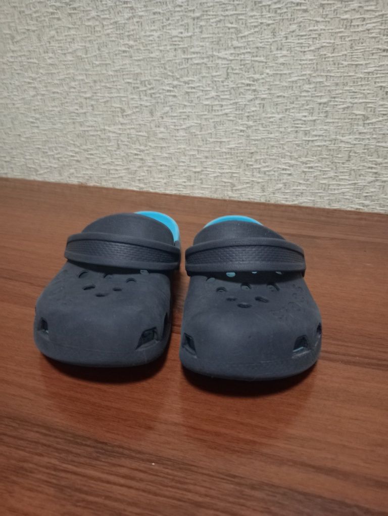 Crocs шлепки, босоножки