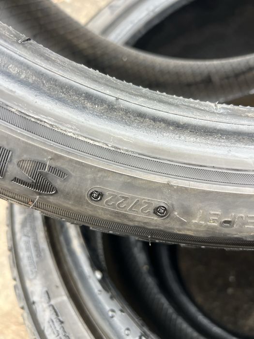 Продам разноширокую Зиму Triangel Snowlink 245x40R19 275x35R19