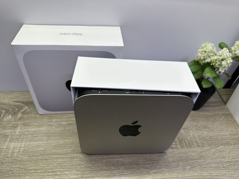 Mac mini M1 8 гб/256