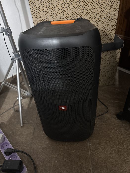 Jbl party box 100