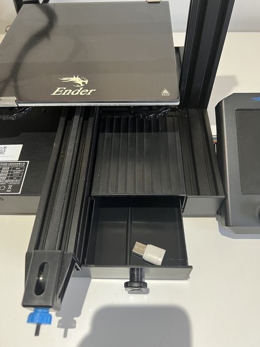 Creality 3D Ender-3 V2 (com auto level)