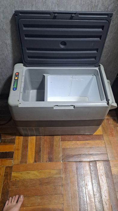 Продам холодильник