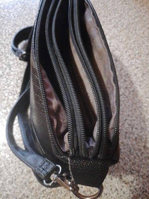 Сумка кросбоді 3 відділення