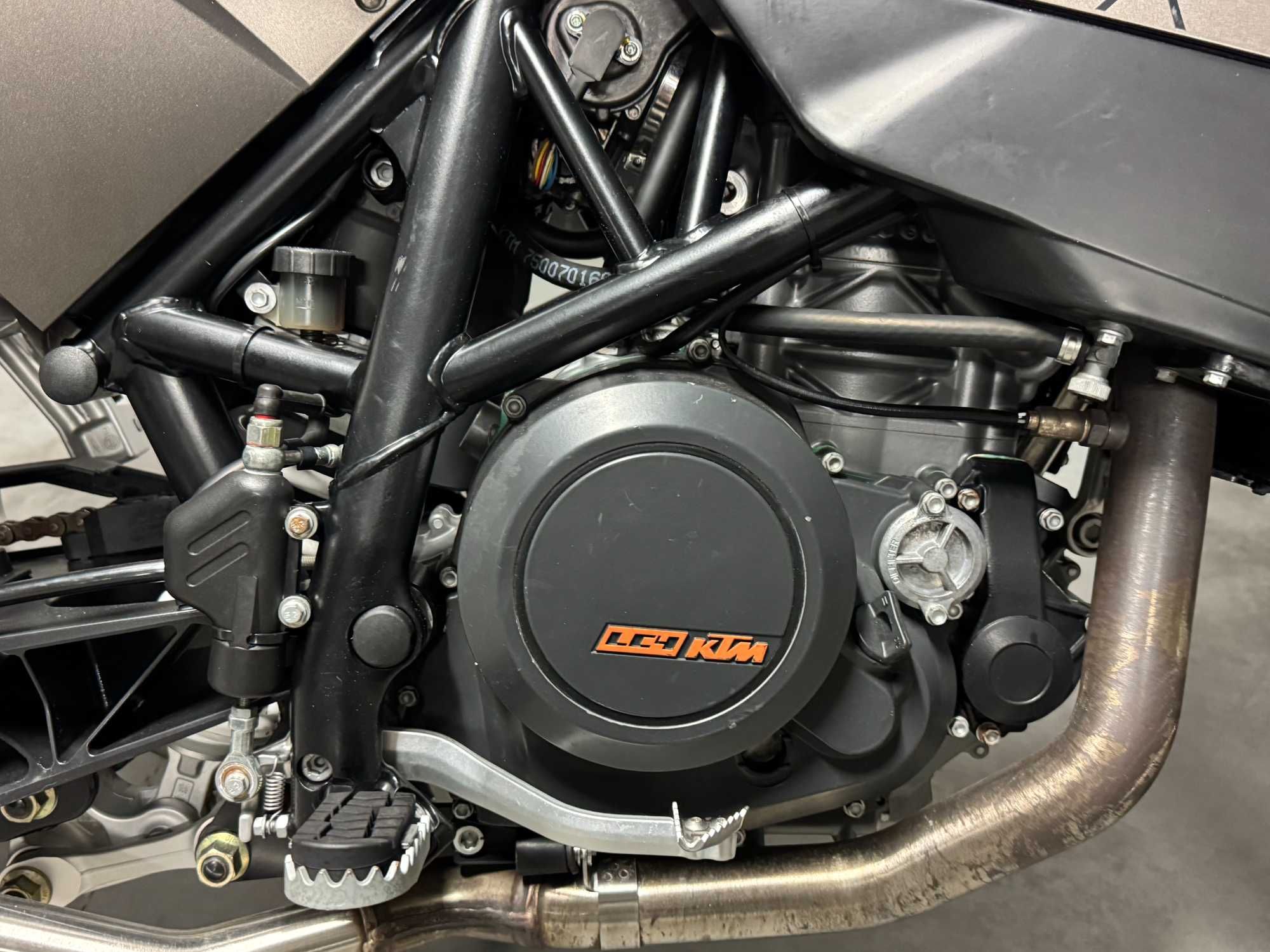 KTM 690SM Prestige, 2008, 15000km