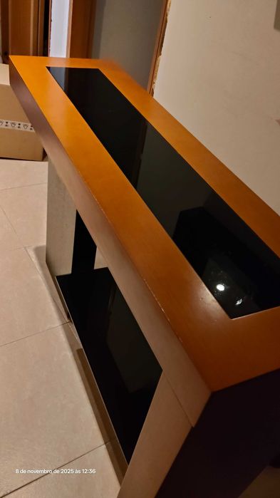 Consola Love com espelho