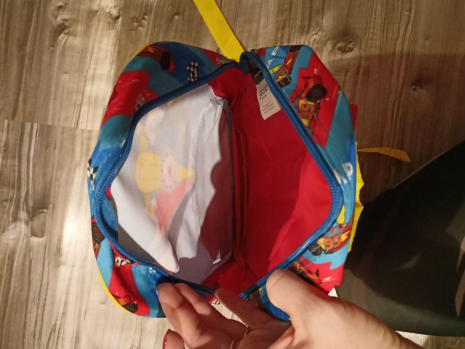 Plecak z autkiem