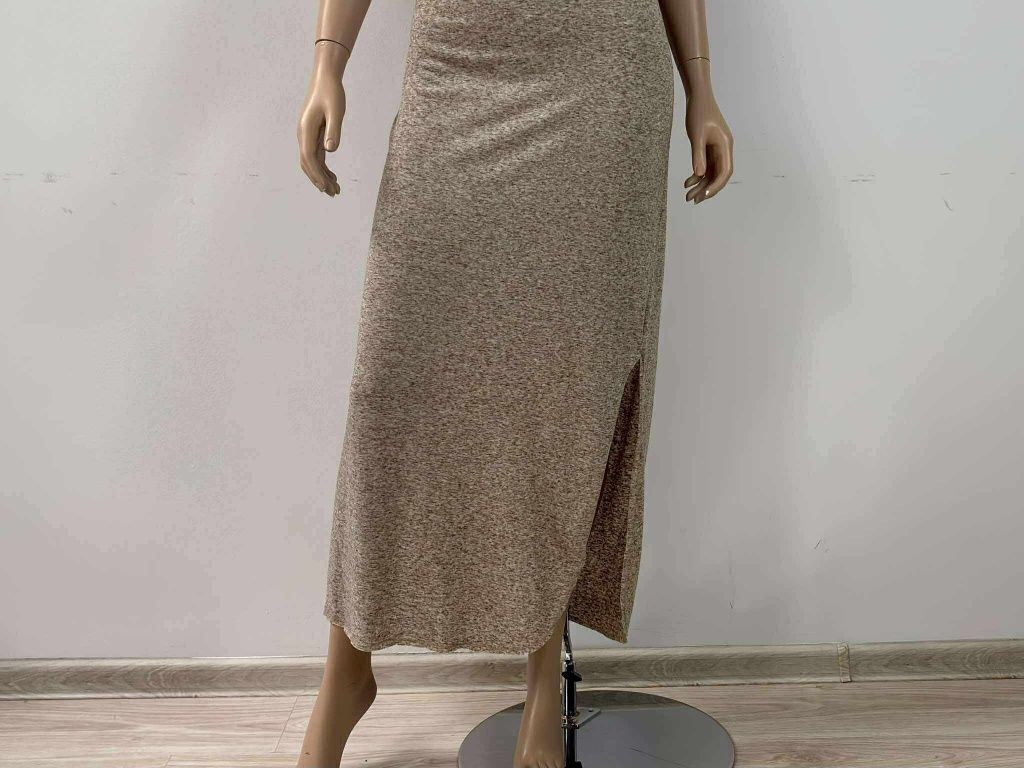 Selected Femme sukienka Lniana damska M
15%Len 
Rozmiar M
kolor:melanż