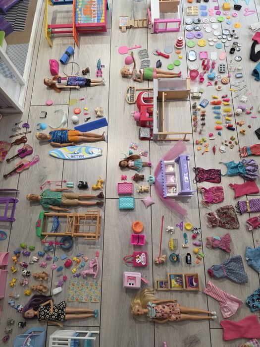 BARBIE ogromny zestaw XXL. DOMEK, garaż, POJAZDY,  ubranka, AKCESORIA,