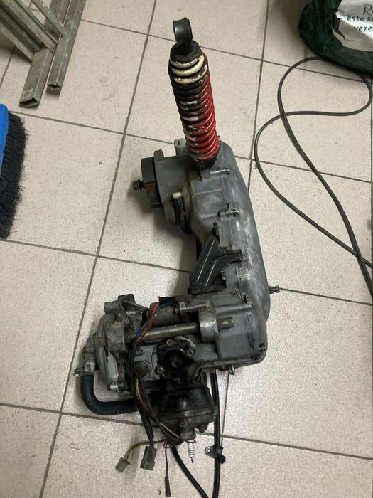 Motor aprilia sr50