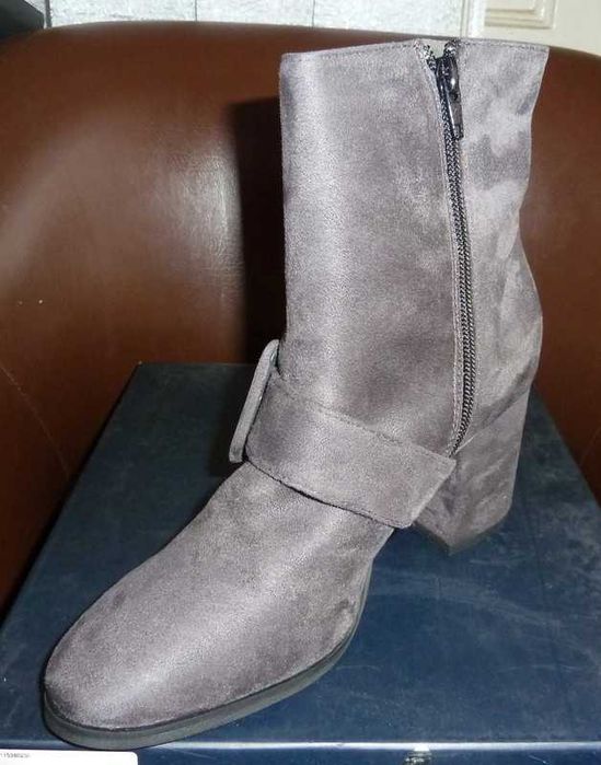 Botas novas cinzentas Emozioni 37